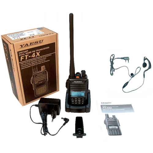 Yaesu FT-4XE walkie talkie bibanda VHF / UHF con receptor de radio FM comercial + pinganillo de regalo